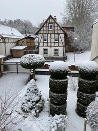 Haus am Dietzelsgasse in de sneeuw